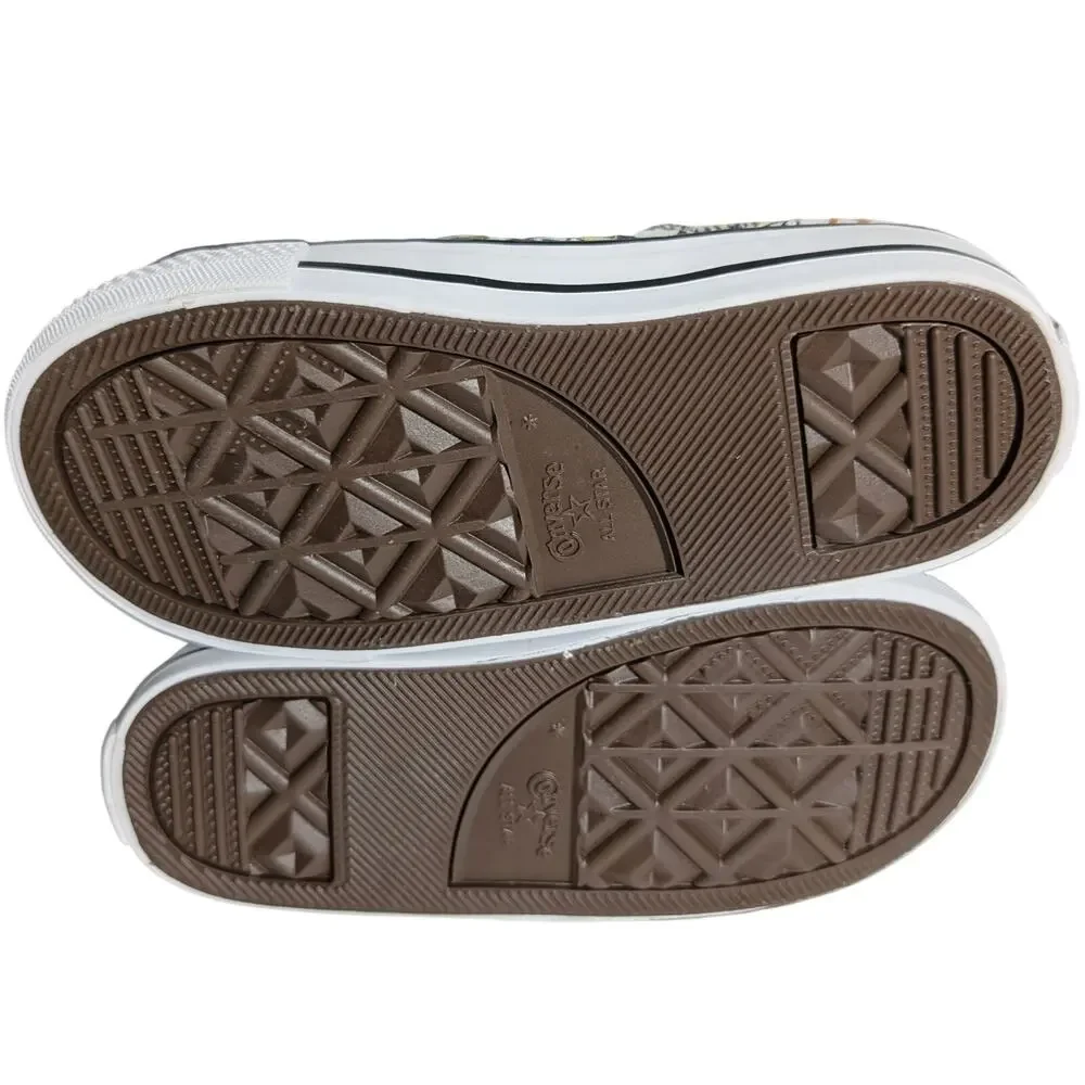 Converse size 9 baby kid infant All Star Chuck Taylor easy on animal zoo bug